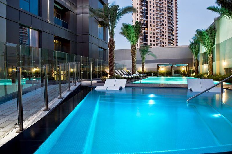 Damac Maison The Vogue 迪拜 外观 照片 The swimming pool at the Address Downtown