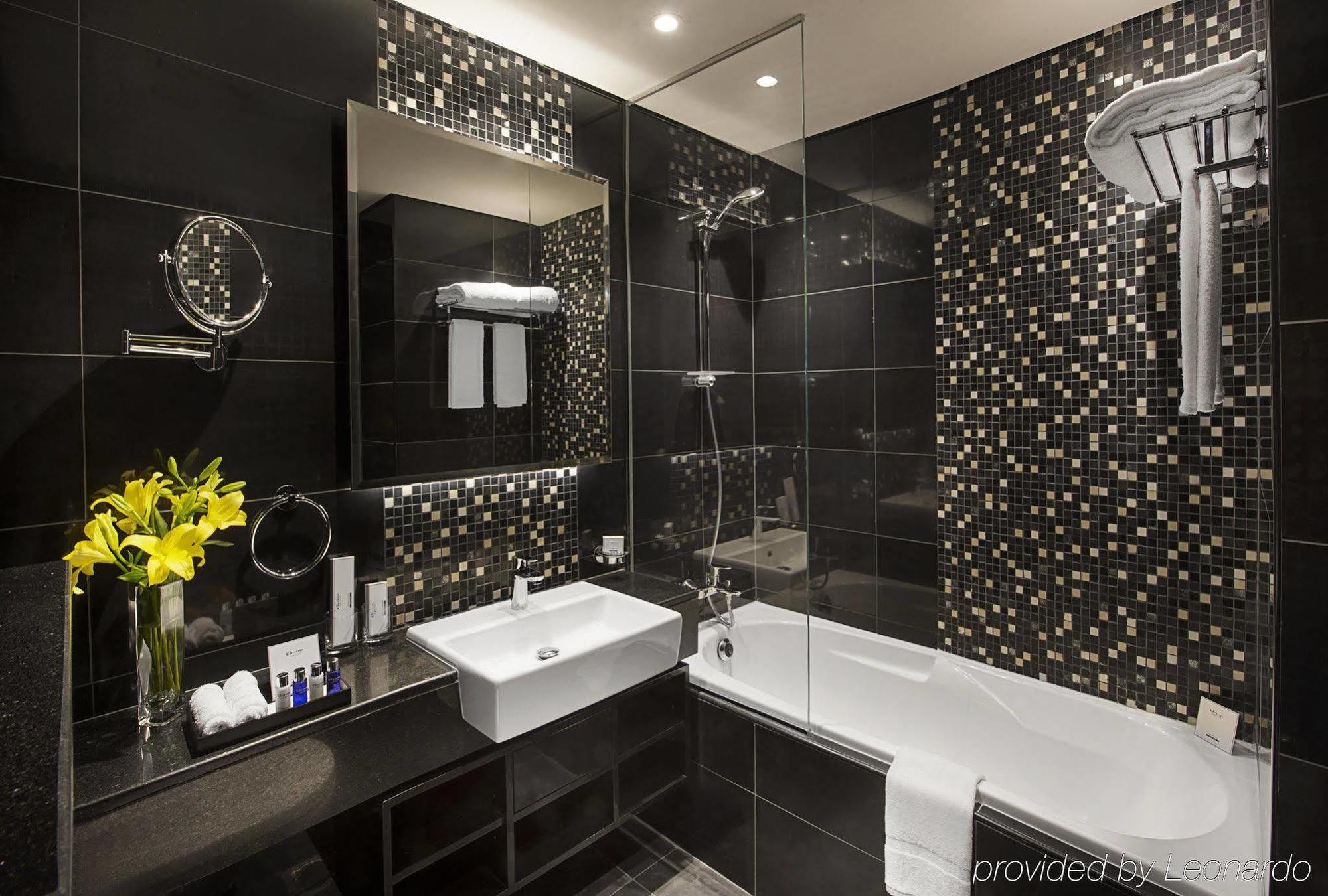 Damac Maison The Vogue 迪拜 外观 照片 Bathroom