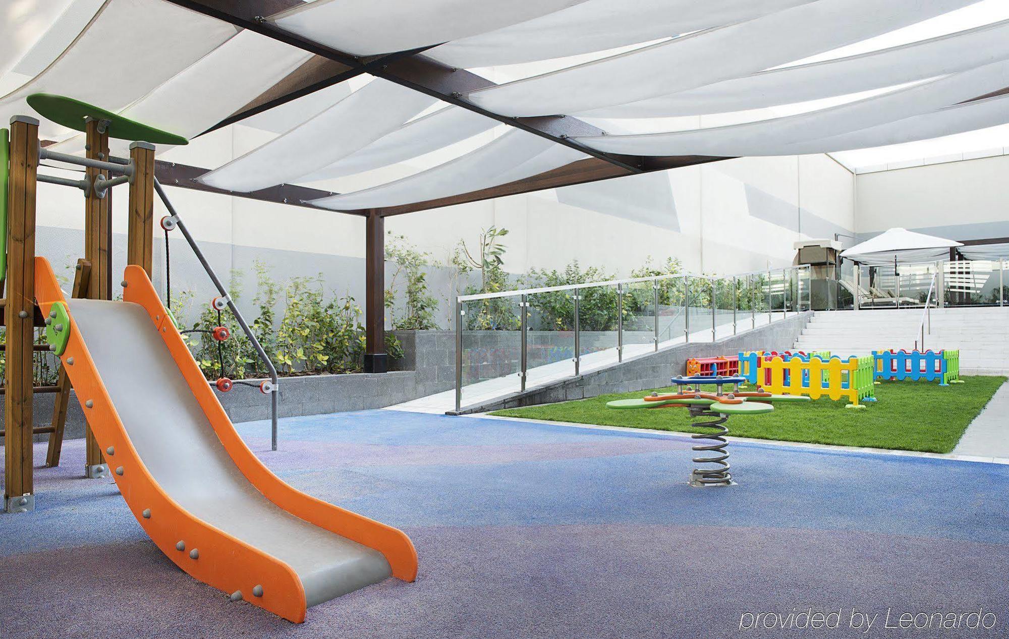 Damac Maison The Vogue 迪拜 外观 照片 Playground