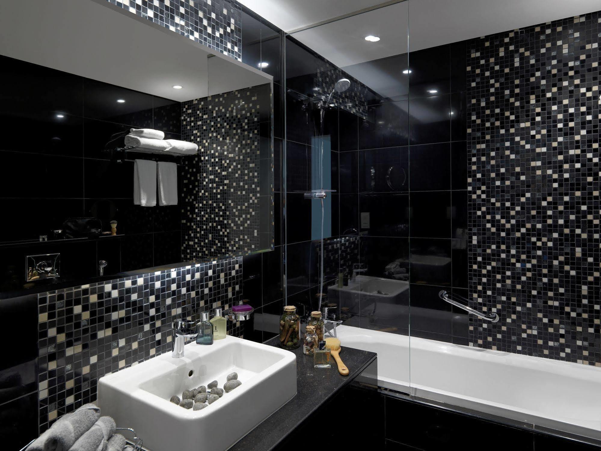 Damac Maison The Vogue 迪拜 外观 照片 Bathroom