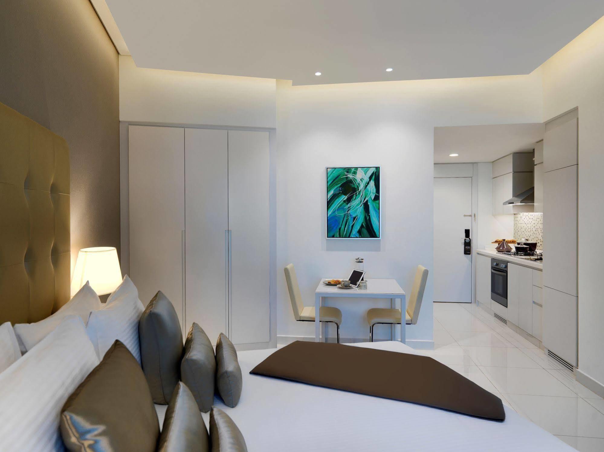 Damac Maison The Vogue 迪拜 外观 照片 A typical studio apartment