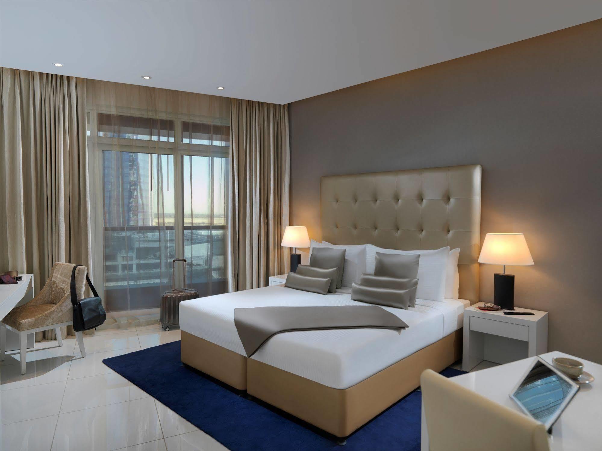 Damac Maison The Vogue 迪拜 外观 照片 A bedroom at the hotel
