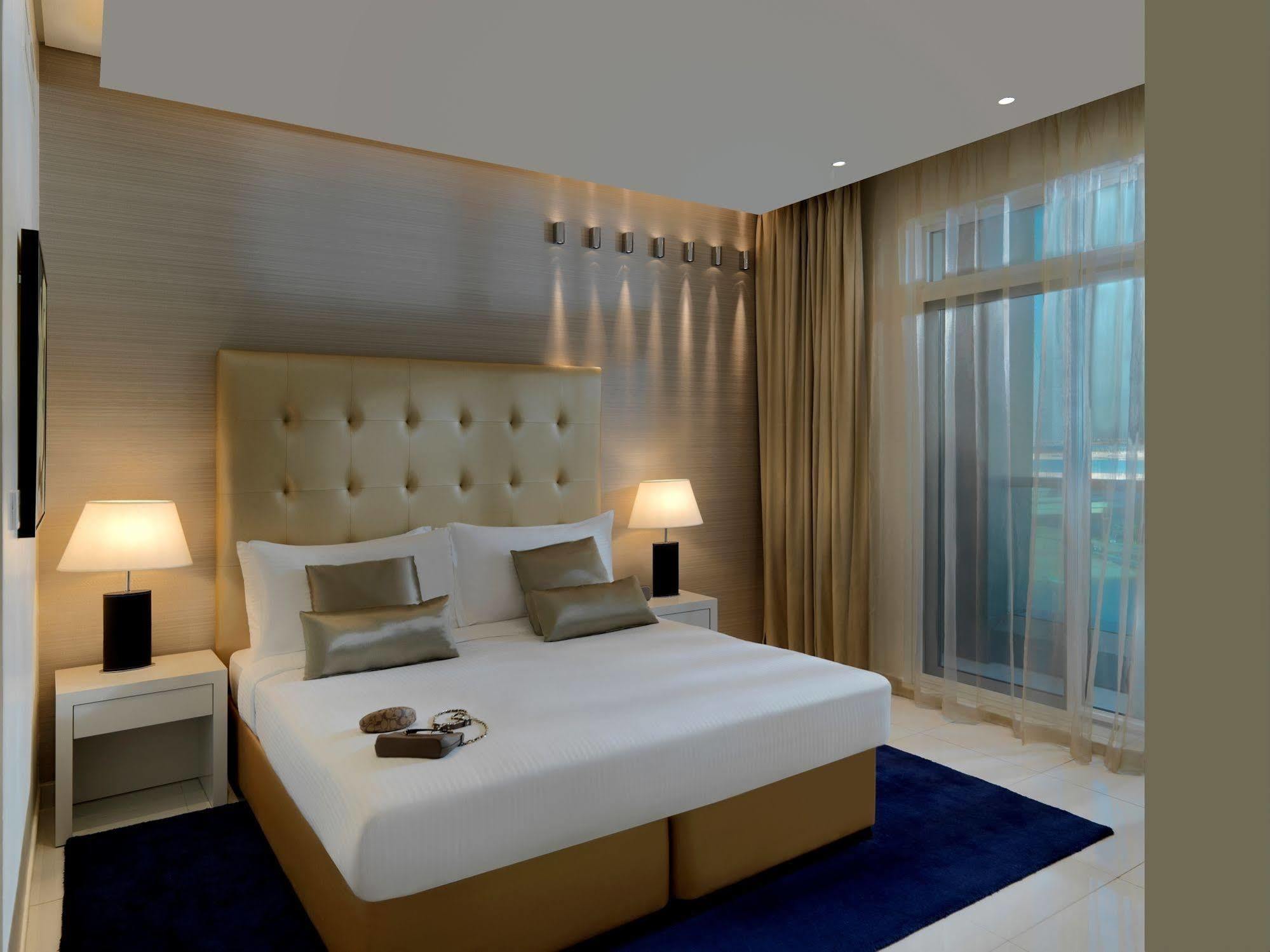 Damac Maison The Vogue 迪拜 外观 照片 A bedroom at the hotel